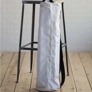 LULULEMON Drishti Yoga Tote In Cotton Diamond Palm White Dune